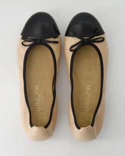 Auto Ballerinas in Beige