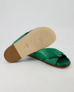 B412 Pantoletten in Grün