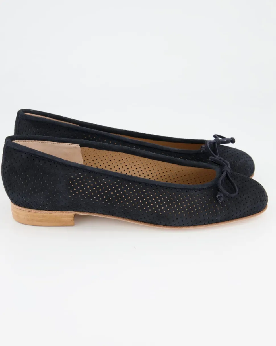 Ballerina Ballerinas in Schwarz