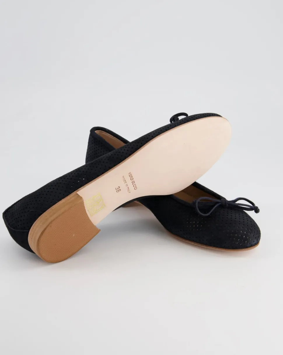 Ballerina Ballerinas in Schwarz