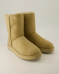 Classic Short II Winterschuhe in Beige
