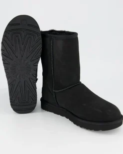 Classic Short Winterschuhe in Schwarz