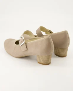 Cleo Pumps in Beige
