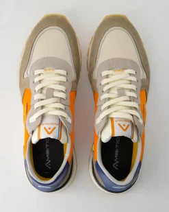 Crosby Sneaker in Beige