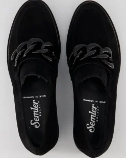 Elena Slipper in Schwarz