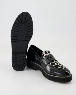 Elena Slipper in Schwarz