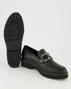 Elena Slipper in Schwarz