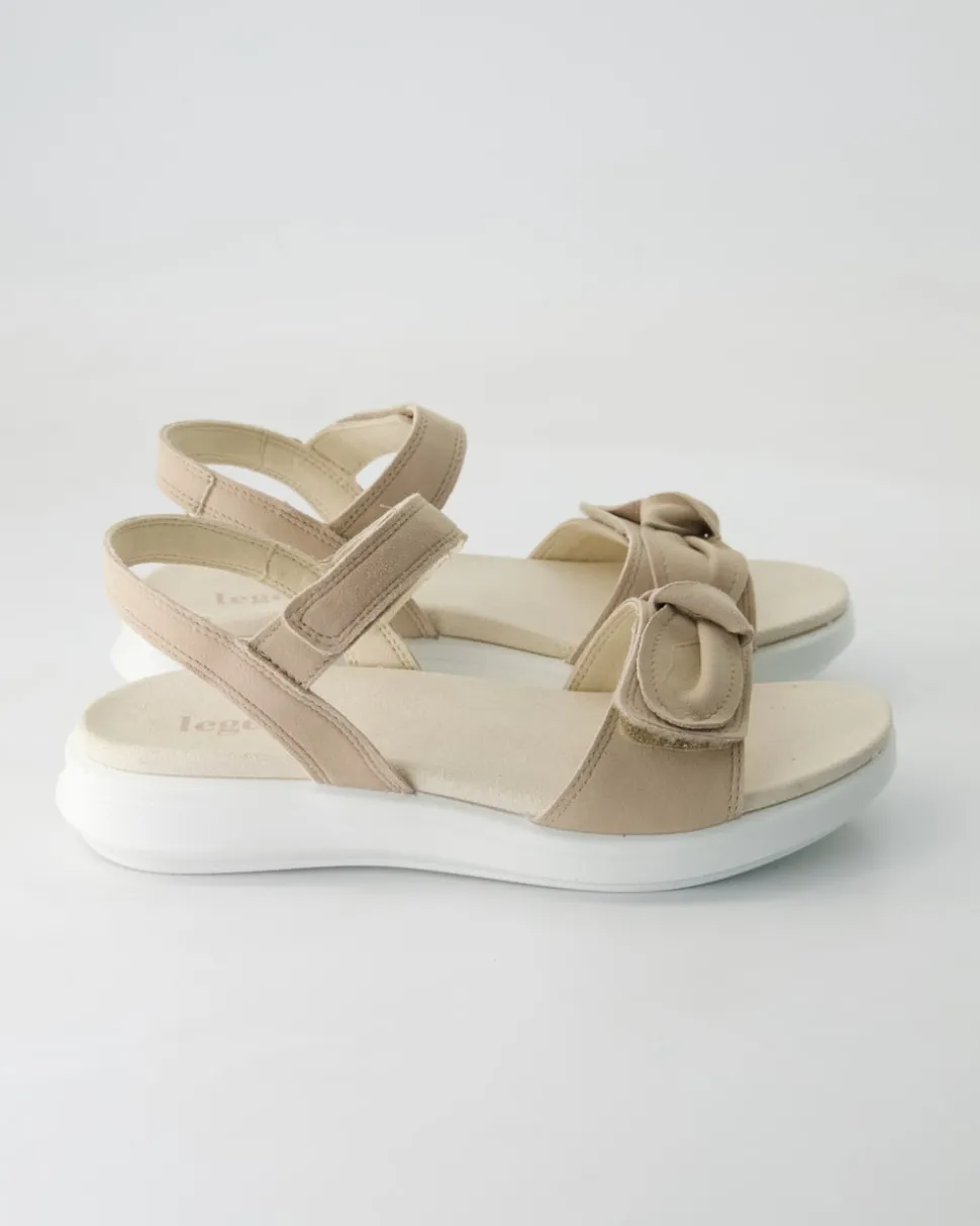 Ella Sandalen in Beige