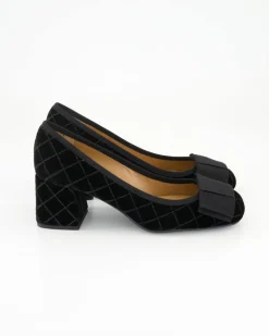 ERY Pumps in Schwarz