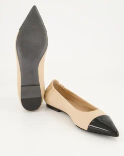 Greta Ballerinas in Beige