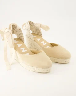 Hamptons Wedges in Beige