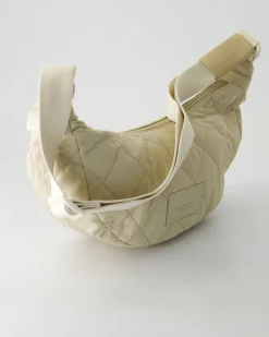 Hetta Halfmoon Bag Umhängetasche in Beige