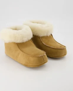 Hüttenpatschen Hausschuhe in Braun