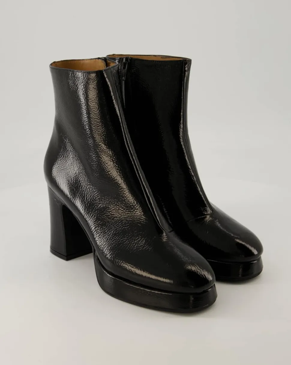 JAKI Stiefeletten in Schwarz
