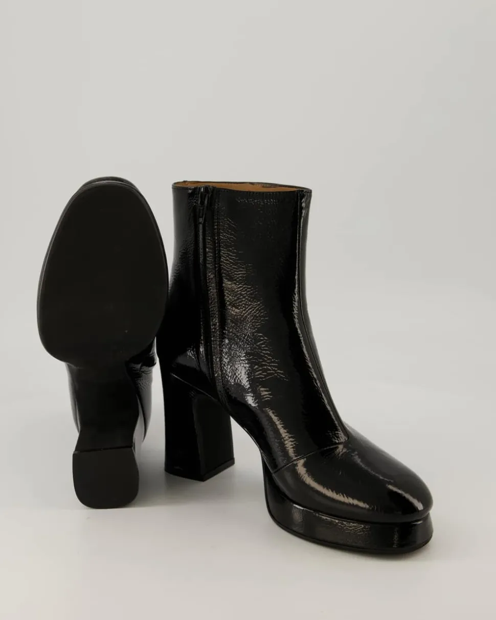 JAKI Stiefeletten in Schwarz
