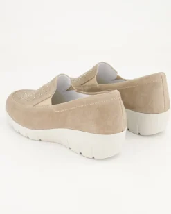 Judith Slipper in Beige