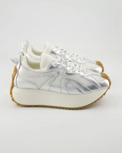 Maribella Runner Metallic Sneaker in Silber