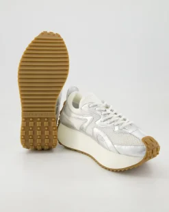 Maribella Runner Metallic Sneaker in Silber