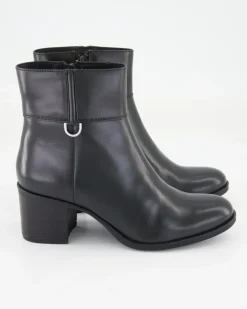 New Asheel Stiefeletten in Schwarz
