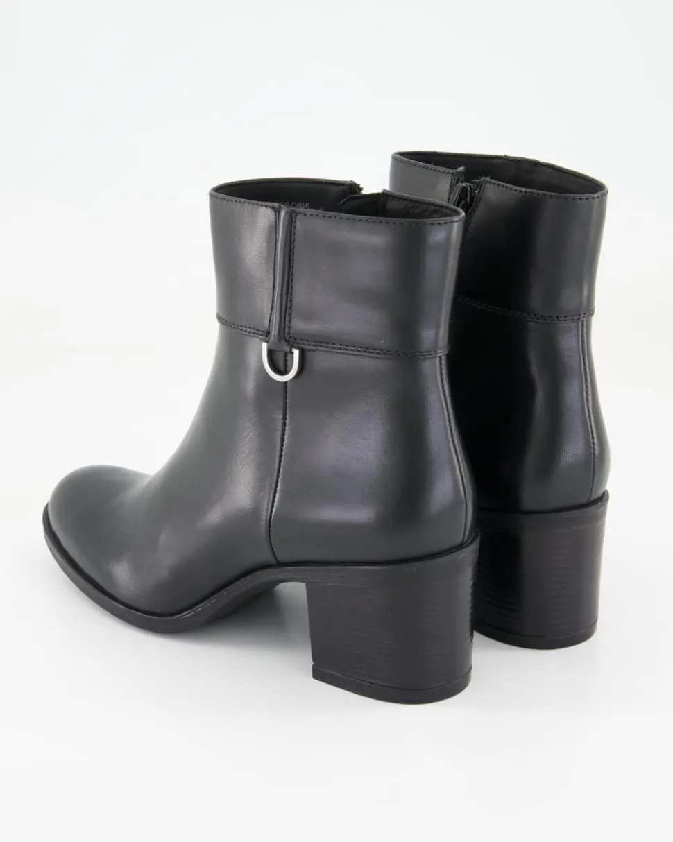 New Asheel Stiefeletten in Schwarz