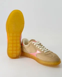 Nixie Sneaker in Beige