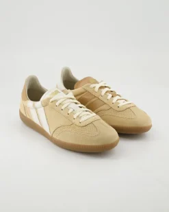 Pulse Sneaker in Beige