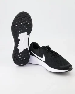 Revolution 7 Sportschuhe in Schwarz