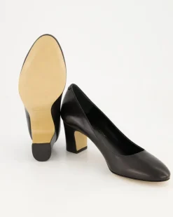 Robin Pumps in Schwarz