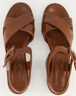 S227 Sandalen in Braun