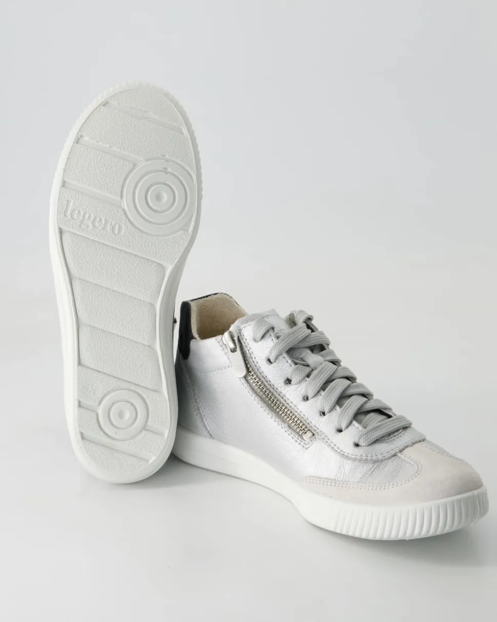 Silence Sneaker in Silber