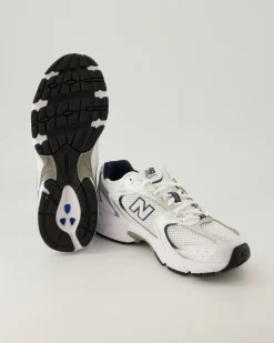 Sneaker Sportschuhe in Weiß