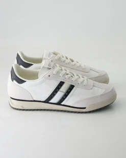 TJM RETRO RUNNER CLEATED Sneaker in Beige