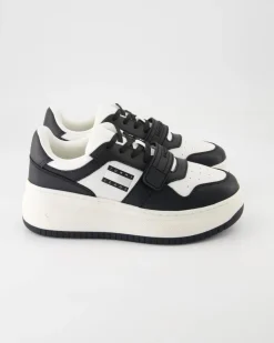 TJW Retro Basket Sneaker in Schwarz