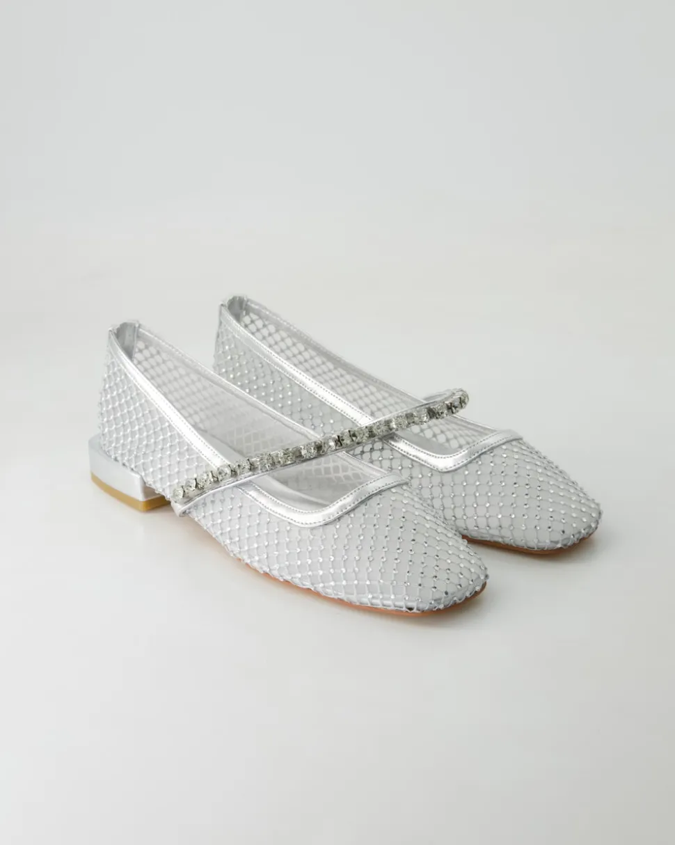 V250507 Ballerinas in Silber