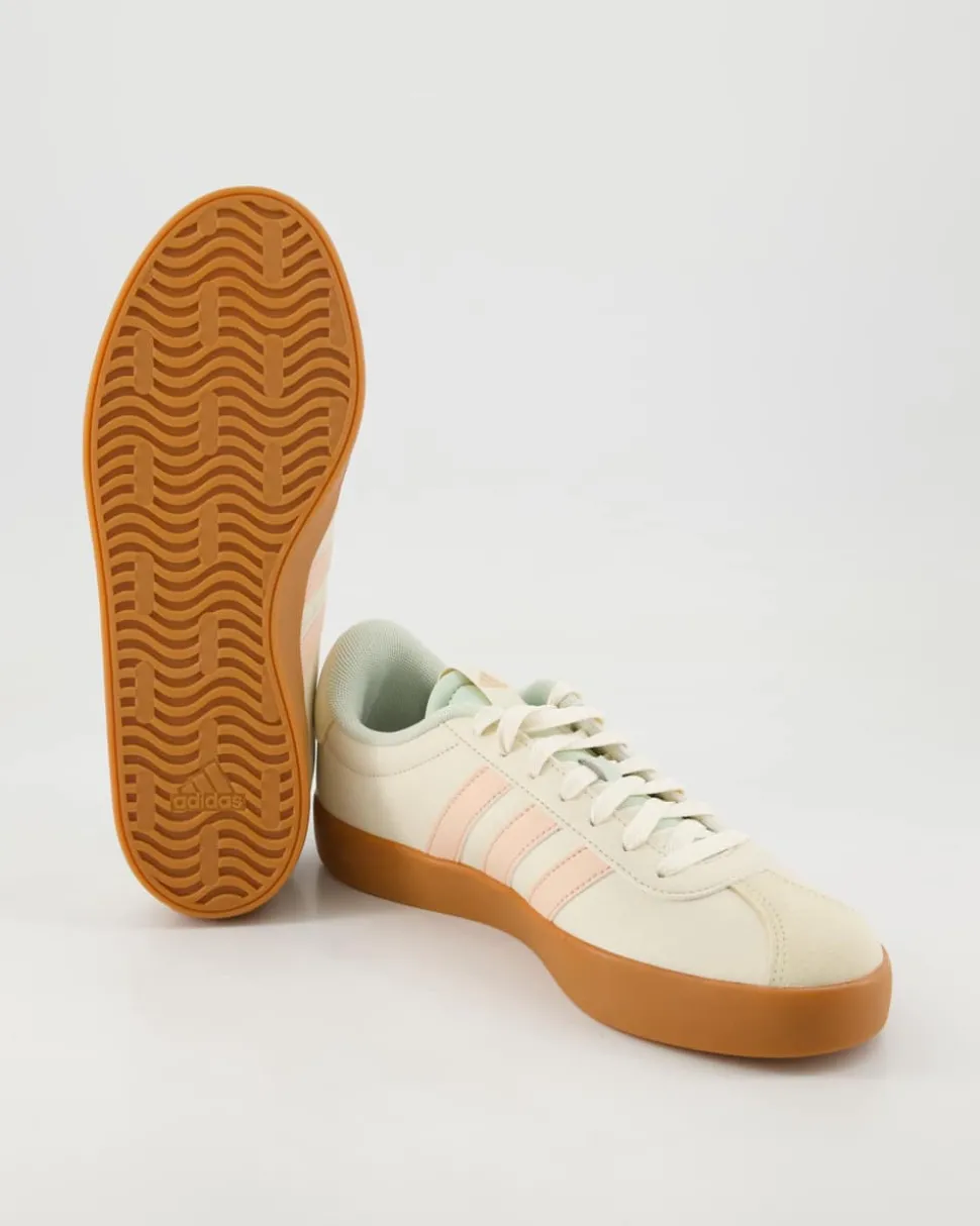 VL Court 3.0 Sneaker in Beige