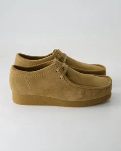 WALLABEEEVO Schnürschuhe in Beige